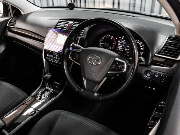 Toyota Premio II (T26) Рестайлинг 2 с пробегом 2019 года, цена 1 599 000 рублей, 67979 км, седан, Автокод Объявления