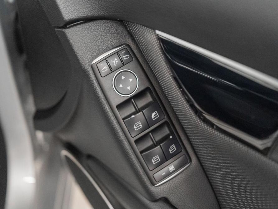Mercedes-Benz C-Класс III (W204) Рестайлинг Красноярск  - изображение 18