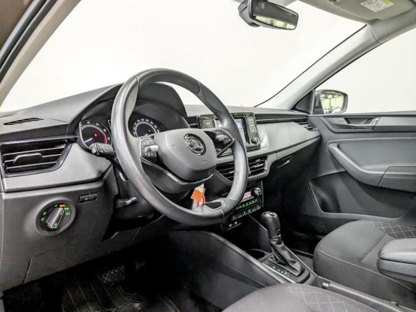 Skoda Rapid II с пробегом 2022 года, цена 1 540 000 рублей, 113621 км, лифтбек, Автокод Объявления
