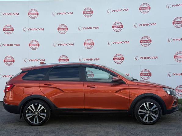 Lada (ВАЗ) Vesta I с пробегом 2021 года, цена 1 289 000 рублей, 64366 км, универсал, Автокод Объявления