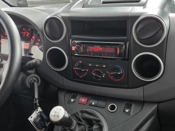 Peugeot Partner II с пробегом 2009 года, цена 415 000 рублей, 328580 км, минивэн, Автокод Объявления