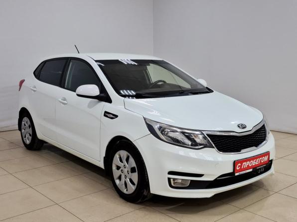 Kia Rio III Рестайлинг с пробегом 2016 года, цена 1 010 000 рублей, 90115 км, хэтчбек, Автокод Объявления
