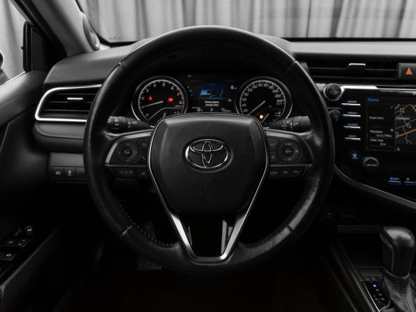 Toyota Camry VIII (XV70) с пробегом 2019 года, цена 2 590 000 рублей, 173921 км, седан, Автокод Объявления