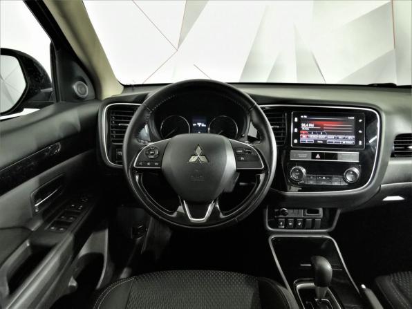 Mitsubishi Outlander III Рестайлинг 3 с пробегом 2019 года, цена 1 535 150 рублей, 129417 км, внедорожник, Автокод Объявления