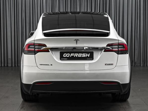 Tesla Model X I с пробегом 2017 года, цена 3 975 000 рублей, 99000 км, внедорожник, Автокод Объявления