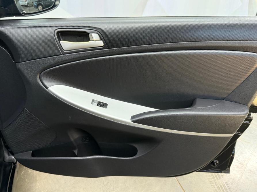 Hyundai Solaris I Азнакаево  - изображение 15