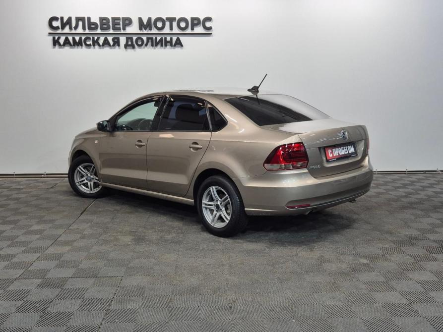 Volkswagen Polo V Рестайлинг Пермь  - изображение 11