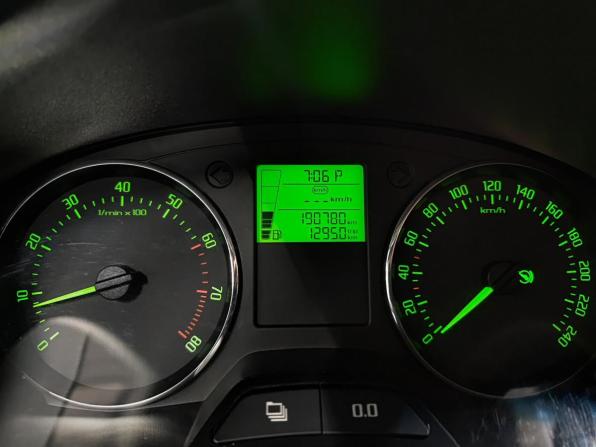 Skoda Fabia II Рестайлинг с пробегом 2012 года, цена 700 000 рублей, 190780 км, универсал, Автокод Объявления