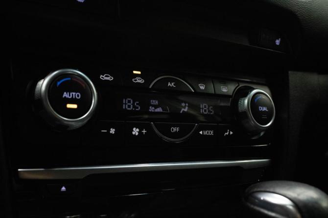 Mazda 6 III (GJ) Рестайлинг с пробегом 2015 года, цена 1 339 000 рублей, 258072 км, седан, Автокод Объявления