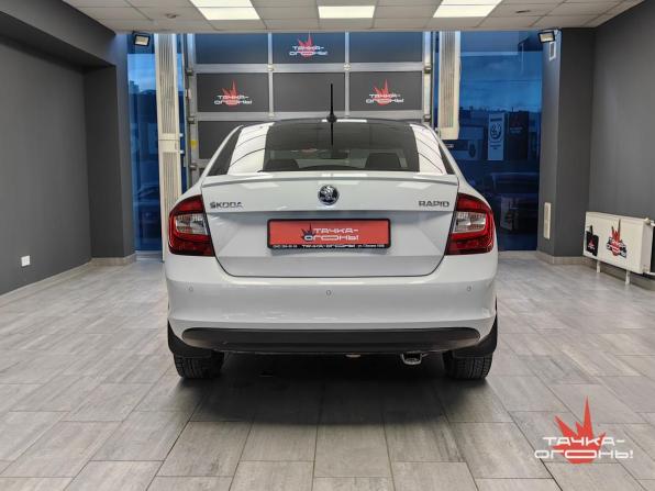 Skoda Rapid I с пробегом 2017 года, цена 1 230 000 рублей, 150000 км, лифтбек, Автокод Объявления