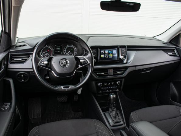 Skoda Rapid II с пробегом 2021 года, цена 1 820 000 рублей, 53121 км, лифтбек, Автокод Объявления