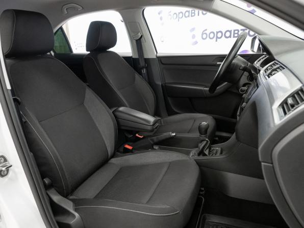 Skoda Rapid I с пробегом 2015 года, цена 1 170 000 рублей, 109618 км, лифтбек, Автокод Объявления