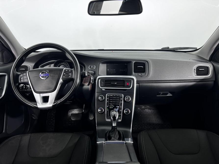 Volvo V60 I Рестайлинг Калининград  - изображение 14