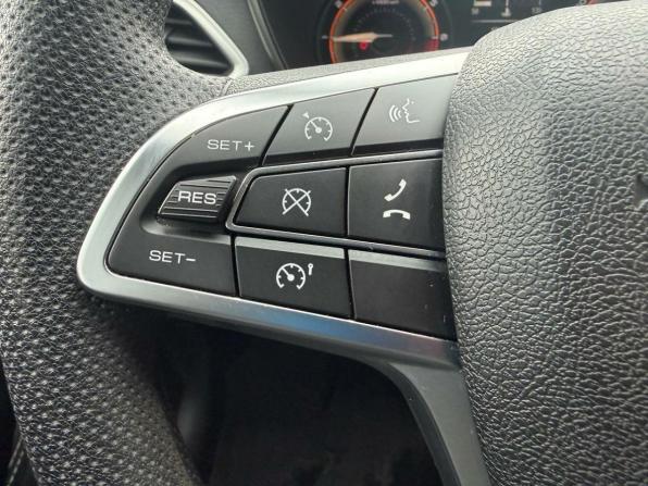 Lada (ВАЗ) Vesta I Рестайлинг (NG) с пробегом 2024 года, цена 1 379 000 рублей, 17100 км, седан, Автокод Объявления
