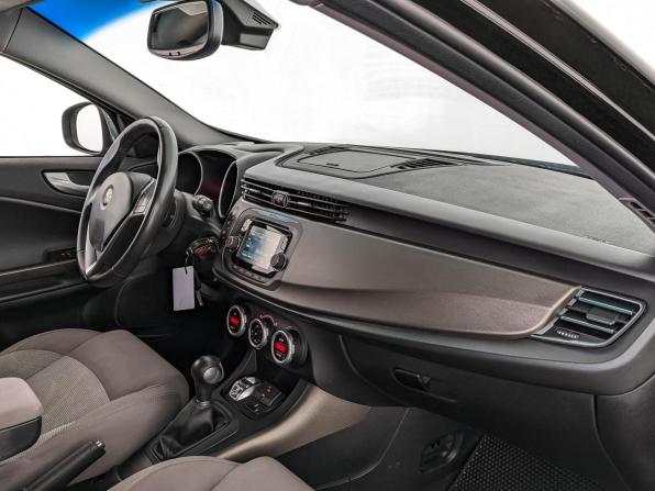 Alfa Romeo Giulietta III с пробегом 2014 года, цена 1 235 000 рублей, 105563 км, хэтчбек, Автокод Объявления