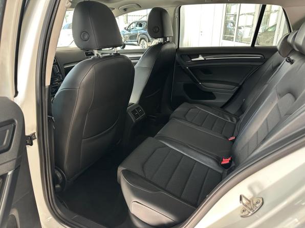 Volkswagen Golf VII с пробегом 2013 года, цена 1 200 000 рублей, 178808 км, хэтчбек, Автокод Объявления