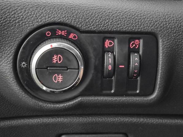 Opel Astra J с пробегом 2012 года, цена 595 000 рублей, 222769 км, хэтчбек, Автокод Объявления