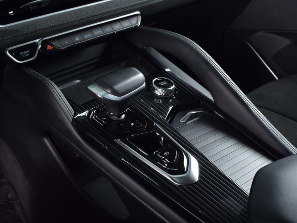 Geely Monjaro I с пробегом 2024 года, цена 3 499 999 рублей, 32150 км, внедорожник, Автокод Объявления