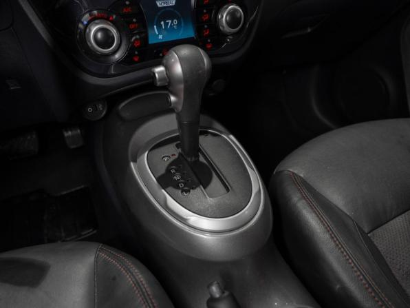 Nissan Juke I с пробегом 2012 года, цена 895 000 рублей, 194652 км, внедорожник, Автокод Объявления