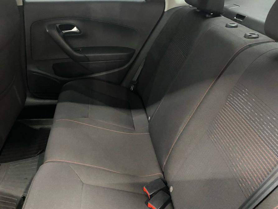 Volkswagen Polo V Рестайлинг Санкт-Петербург  - изображение 13