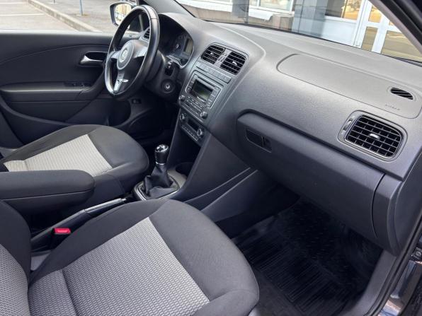 Volkswagen Polo V с пробегом 2015 года, цена 1 099 000 рублей, 70836 км, седан, Автокод Объявления