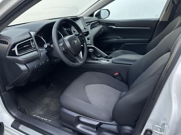 Toyota Camry VIII (XV70) Рестайлинг с пробегом 2021 года, цена 1 450 000 рублей, 375124 км, седан, Автокод Объявления