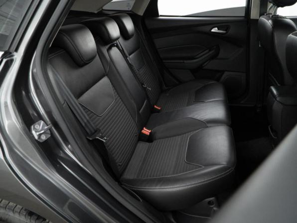 Ford Focus III Рестайлинг с пробегом 2016 года, цена 1 339 111 рублей, 92577 км, седан, Автокод Объявления