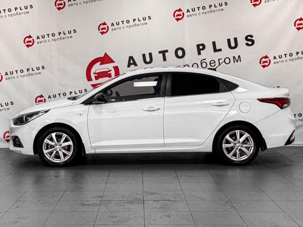 Hyundai Solaris II с пробегом 2018 года, цена 1 439 000 рублей, 80087 км, седан, Автокод Объявления