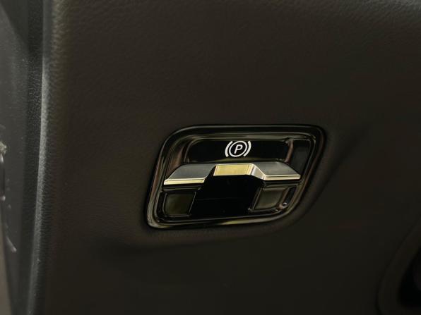 Mercedes-Benz E-Класс VI (W214 S214) с пробегом 2024 года, цена 7 900 000 рублей, 7140 км, седан, Автокод Объявления