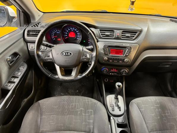Kia Rio III с пробегом 2012 года, цена 699 000 рублей, 213240 км, хэтчбек, Автокод Объявления