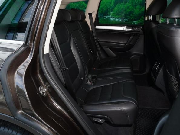 Volkswagen Touareg II Рестайлинг с пробегом 2015 года, цена 2 898 000 рублей, 141556 км, внедорожник, Автокод Объявления