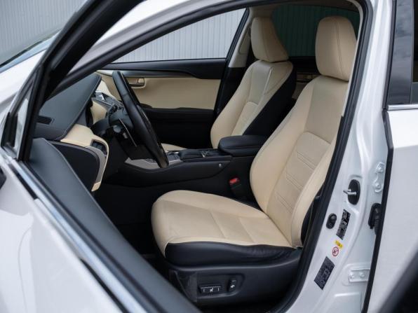 Lexus NX I Рестайлинг с пробегом 2018 года, цена 3 650 000 рублей, 83005 км, внедорожник, Автокод Объявления