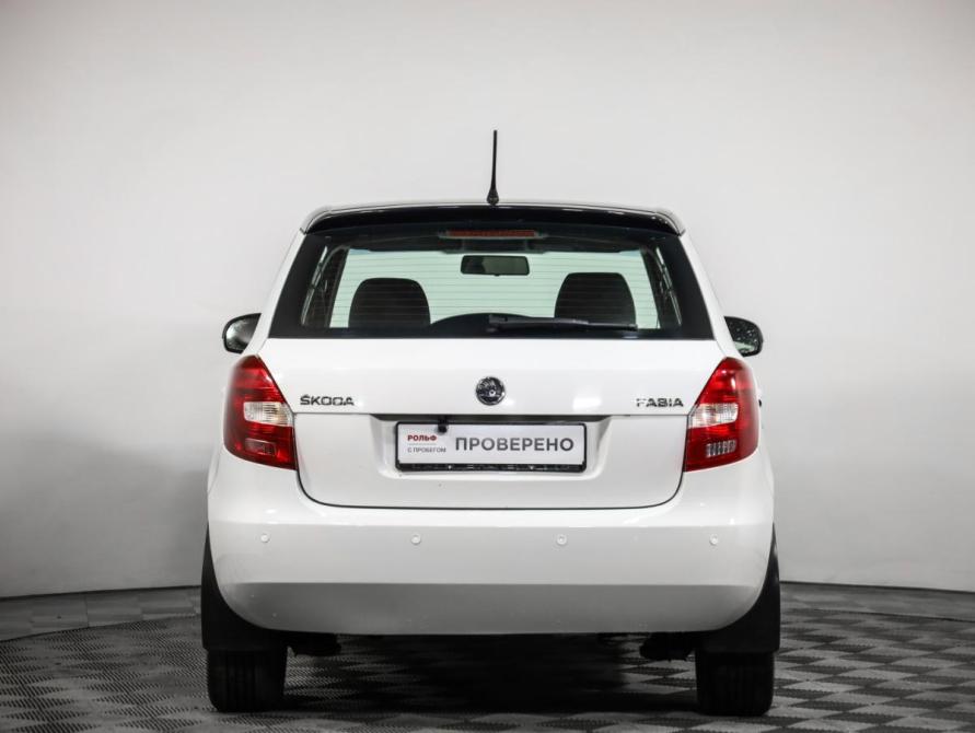 Skoda Fabia II Рестайлинг Санкт-Петербург  - изображение 5