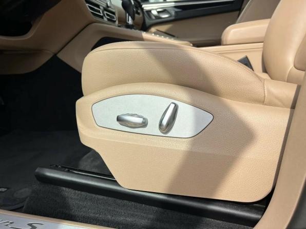 Porsche Macan I Рестайлинг с пробегом 2019 года, цена 5 099 000 рублей, 64050 км, внедорожник, Автокод Объявления