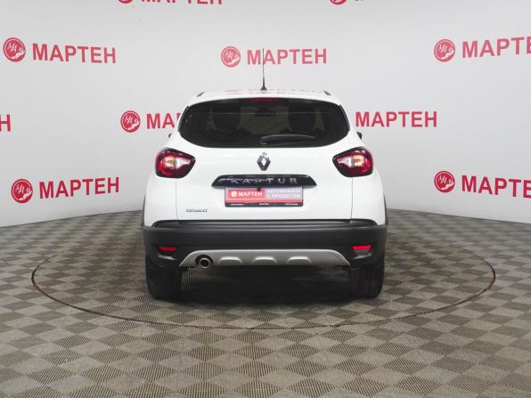 Renault Kaptur I с пробегом 2017 года, цена 1 399 000 рублей, 95655 км, внедорожник, Автокод Объявления