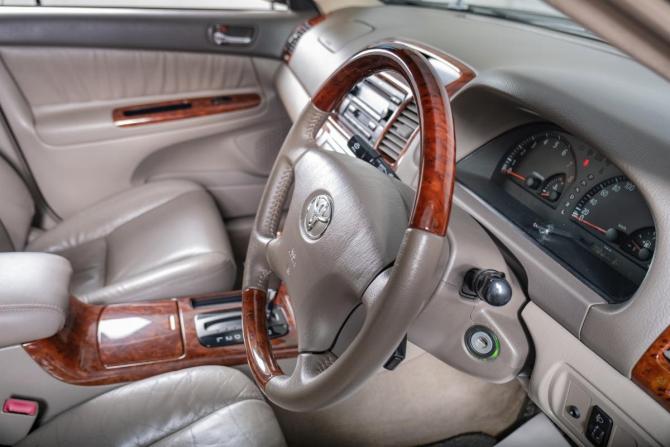 Toyota Camry V (XV30) Рестайлинг с пробегом 2004 года, цена 949 000 рублей, 231000 км, седан, Автокод Объявления