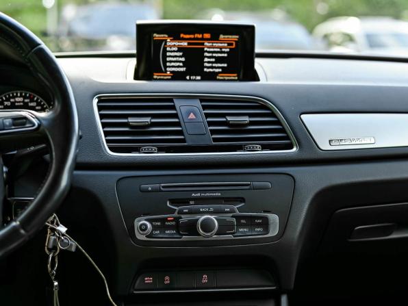 Audi Q3 I (8U) Рестайлинг с пробегом 2015 года, цена 1 680 000 рублей, 197516 км, внедорожник, Автокод Объявления