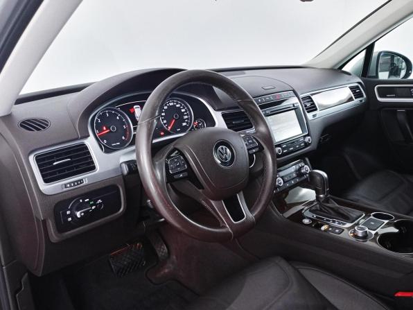Volkswagen Touareg II Рестайлинг с пробегом 2015 года, цена 2 692 000 рублей, 209995 км, внедорожник, Автокод Объявления