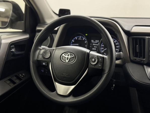 Toyota RAV4 IV (XA40) Рестайлинг с пробегом 2016 года, цена 2 150 000 рублей, 114700 км, внедорожник, Автокод Объявления