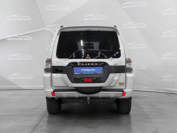 Mitsubishi Pajero IV Рестайлинг 2 с пробегом 2019 года, цена 3 250 000 рублей, 135000 км, внедорожник, Автокод Объявления
