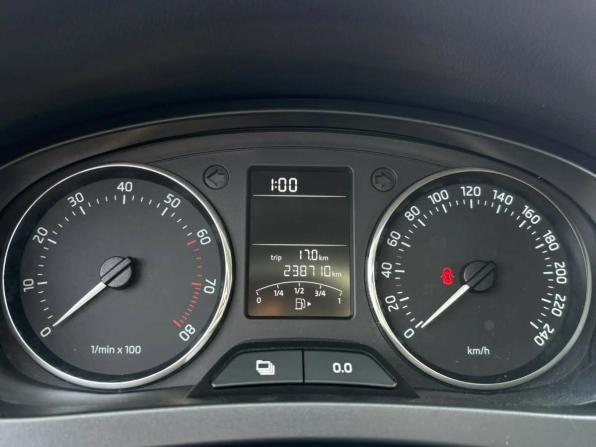 Skoda Rapid I с пробегом 2013 года, цена 790 000 рублей, 238710 км, лифтбек, Автокод Объявления
