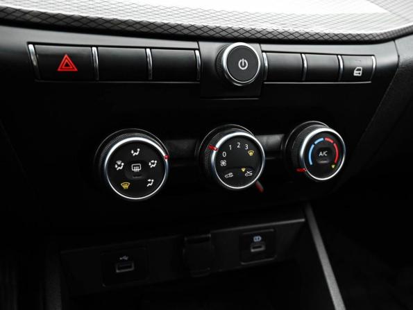 Lada (ВАЗ) Vesta I Рестайлинг (NG) с пробегом 2023 года, цена 1 068 000 рублей, 64355 км, седан, Автокод Объявления
