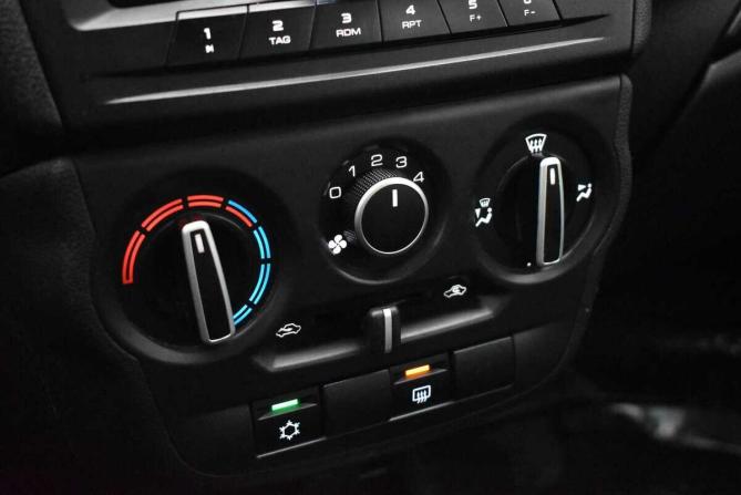 Lada (ВАЗ) Granta I Рестайлинг с пробегом 2021 года, цена 585 000 рублей, 114845 км, хэтчбек, Автокод Объявления
