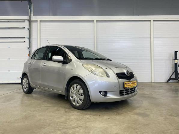 Toyota Yaris II с пробегом 2008 года, цена 570 000 рублей, 153616 км, хэтчбек, Автокод Объявления