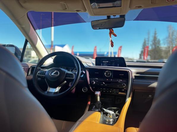 Lexus RX IV с пробегом 2017 года, цена 4 000 000 рублей, 153500 км, внедорожник, Автокод Объявления