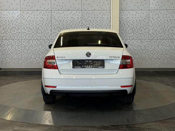Skoda Octavia III (A7) Рестайлинг с пробегом 2020 года, цена 1 550 000 рублей, 156063 км, лифтбек, Автокод Объявления