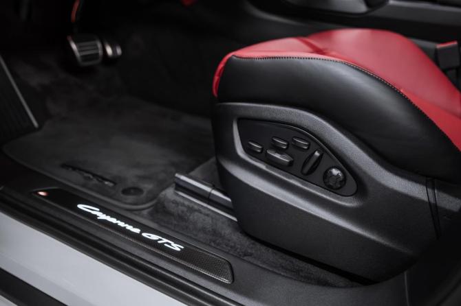 Новый Porsche Cayenne III Рестайлинг 2025 года, цена 22 750 000 рублей, внедорожник, Автокод Объявления