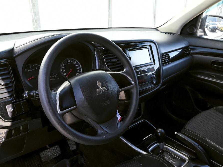 Mitsubishi Outlander III Рестайлинг 3 Екатеринбург  - изображение 13