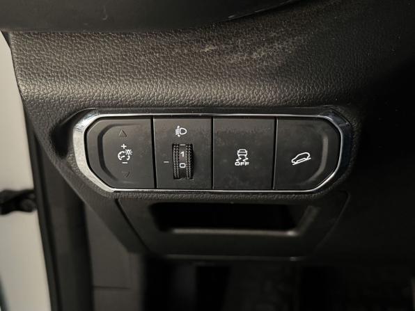 Haval Jolion I с пробегом 2023 года, цена 1 599 000 рублей, 72390 км, внедорожник, Автокод Объявления