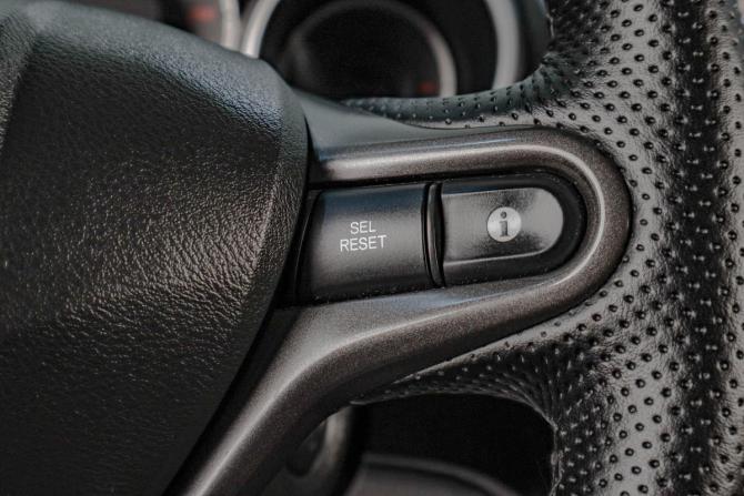 Honda Jazz II с пробегом 2009 года, цена 619 000 рублей, 209551 км, хэтчбек, Автокод Объявления